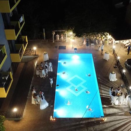 فندق Casa Del Mar كفارياتي المظهر الخارجي الصورة