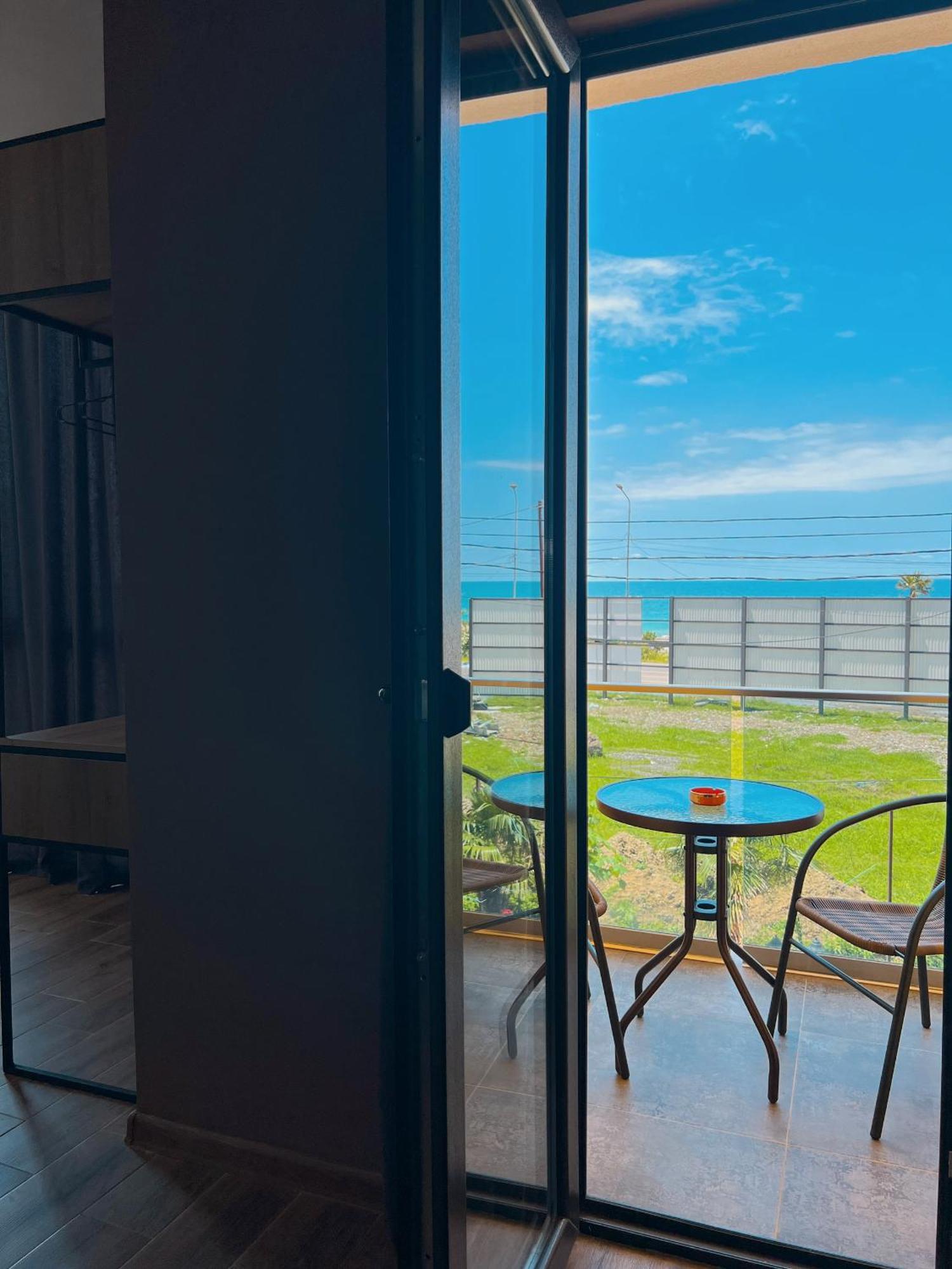 فندق Casa Del Mar كفارياتي المظهر الخارجي الصورة